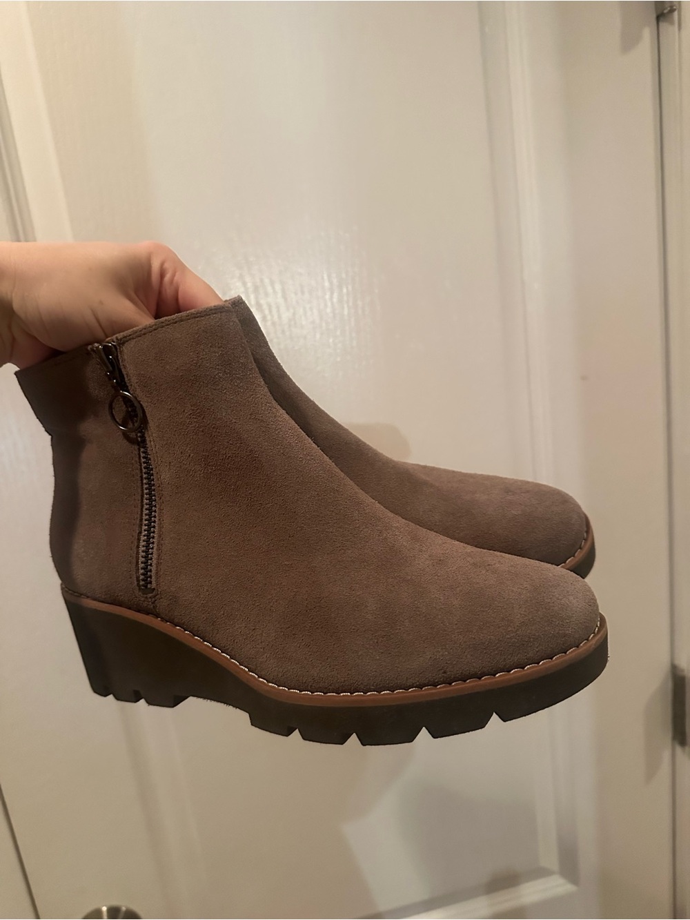 Vionic Women's Taupe Suede Ankle Boot with Side Zip